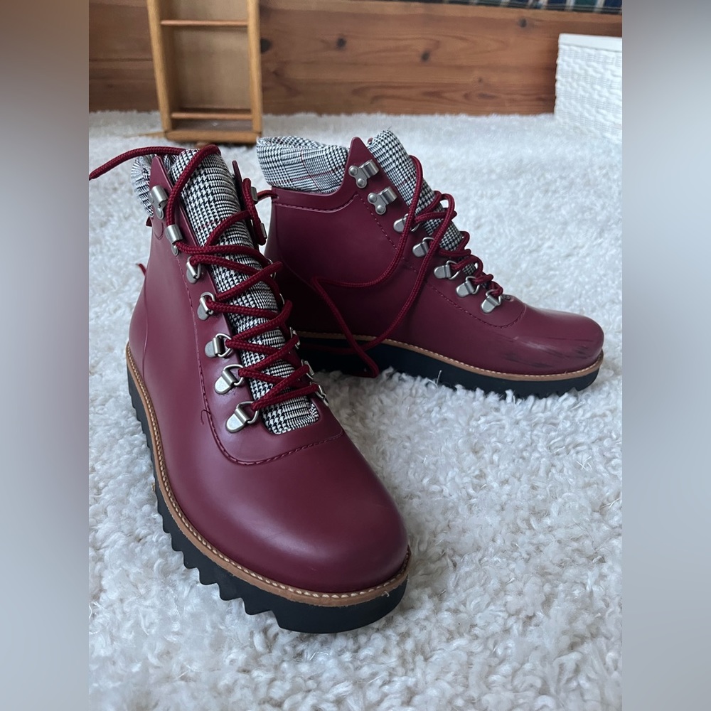 Bernardo Winnie Lace Up Rubber Rain Boots in Bordeaux - Picture 3 of 6